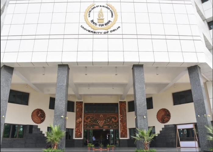 Shaheed Sukhdev College of Business Studies Academic building and campus photo 4